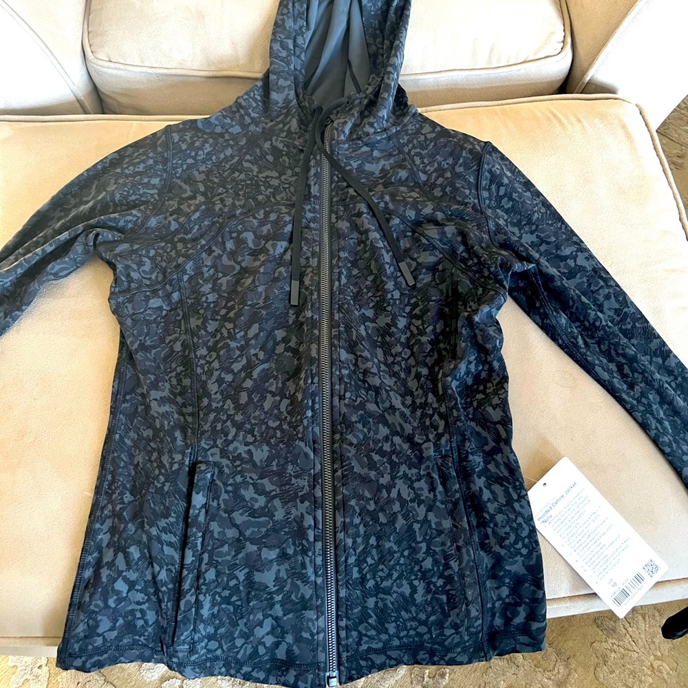 Lululemon athletic leopard jacket. Size 10. New with tags.